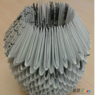 折纸大全：折纸三角插天鹅