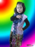 幼儿环保时装秀图片：大班幼儿环保服装服饰制