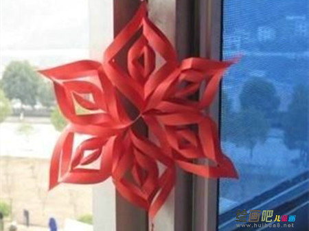 剪纸图案大全：教你做雪花剪纸饰品