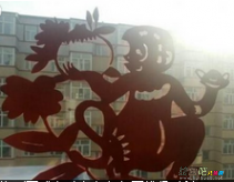 剪纸图案大全：猴年窗花的剪纸教程