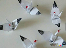 折纸大全：唯美的丹顶鹤折纸教程-仙鹤齐飞