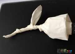 折纸大全：漂亮的纸巾玫瑰