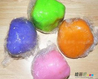 橡皮泥手工制作：手工制作做健康面粉橡皮泥
