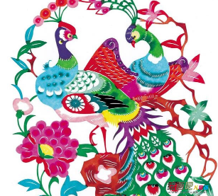剪纸图案大全：民间剪纸图片《孔雀开屏牡丹》
