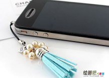 布艺手工制作：漂亮皮革手机挂绳的手工制作教