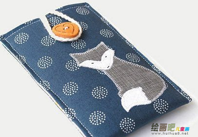 布艺手工制作：日系风格不织布手机套作品图片