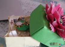 折纸大全：带花朵礼品盒折纸图解