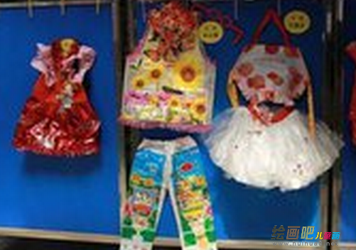 幼儿环保时装秀图片：儿童环保时装秀解说词