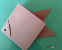 卡纸手工制作大全：怎么折叠小丑鱼 小丑鱼手工