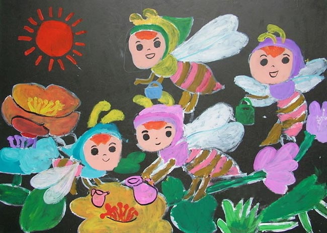 勤劳的小蜜蜂儿童画涂色作品/水粉画图片
