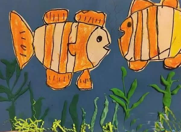 一年级海底世界儿童画优秀作品:双鱼对唱